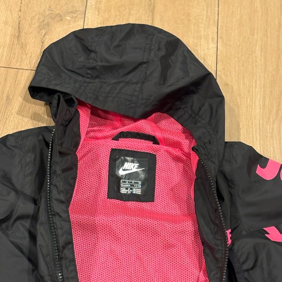 Toddler Nike girls Windbreaker Jacket Size 4-5 years - Picture 9 of 16